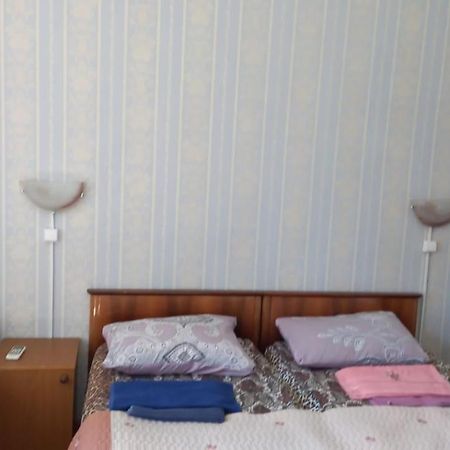 У Людмилы Гагра Экстерьер фото